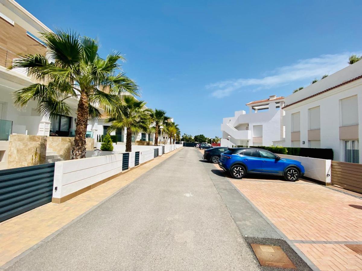 Fortuna Penthouse With Roof Terrace, Ac And Pool Rojales Extérieur photo